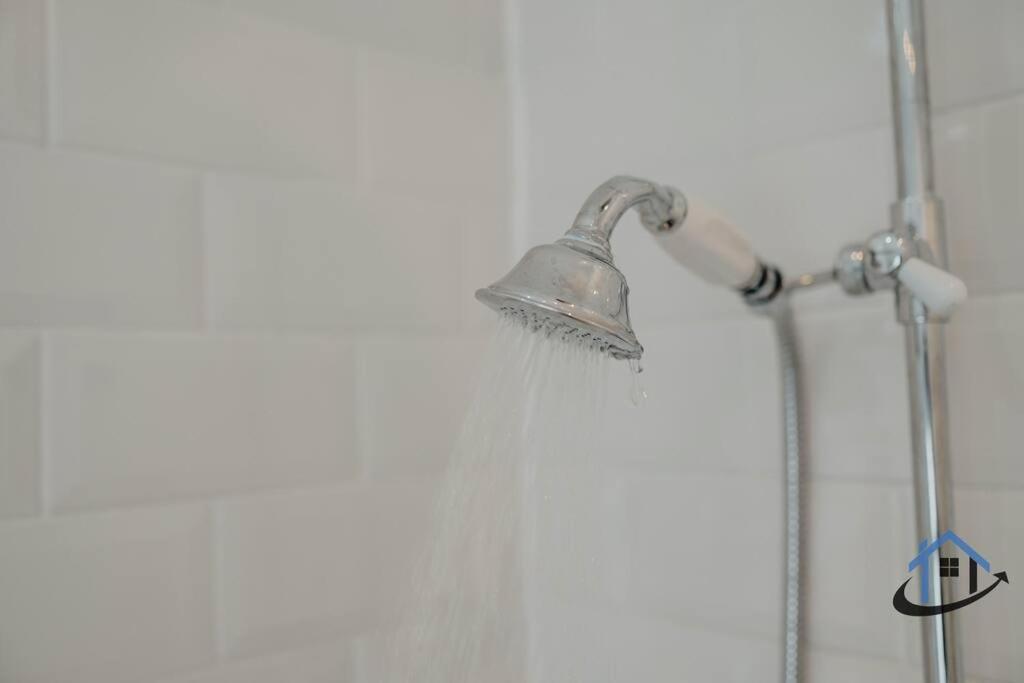 Indigo Snug - Gorgeous 2 Bed Flat In The Heart Of 크로머 외부 사진