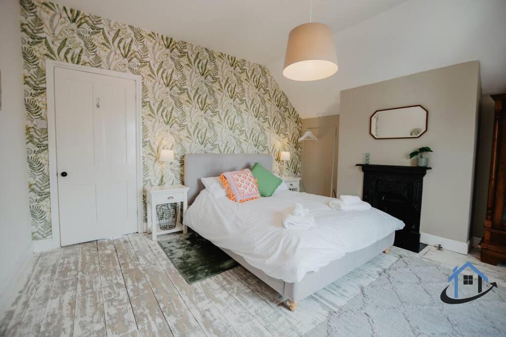 Indigo Snug - Gorgeous 2 Bed Flat In The Heart Of 크로머 외부 사진